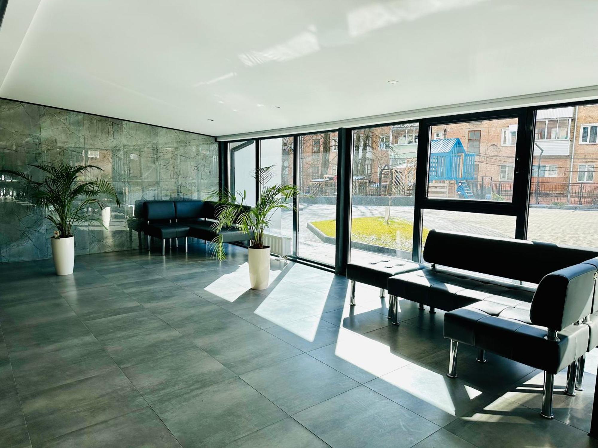 Designer Apartments In The City Center Rivne Esterno foto